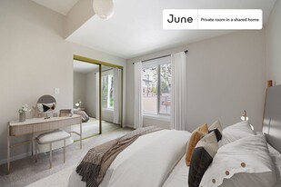 Room in Shared 5 bed/3 bath home in Chicago, IL - Building Photo