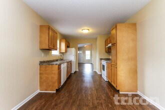 345 Bent Stream Ln in Brownsburg, IN - Building Photo - Building Photo