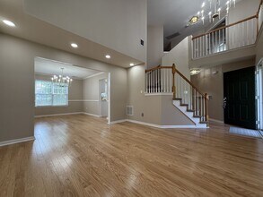 782 Michelle Dr in Newport News, VA - Building Photo - Building Photo