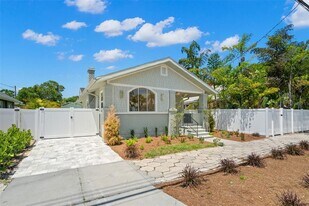 422 24th St N in St. Petersburg, FL - Building Photo