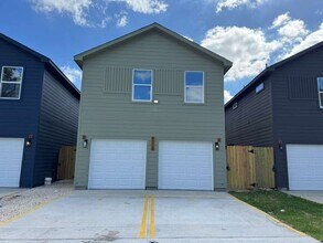 8112 De Priest St in Houston, TX - Building Photo - Building Photo