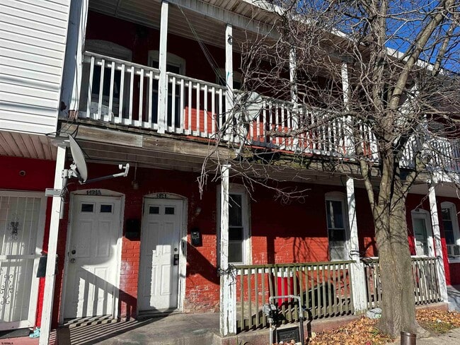 property at 1421 Drexel Ave