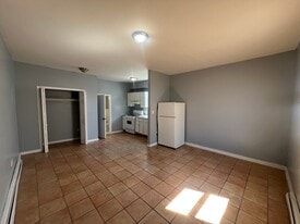 600 Pennsylvania Ave, Unit 1 in Elizabeth, NJ - Building Photo