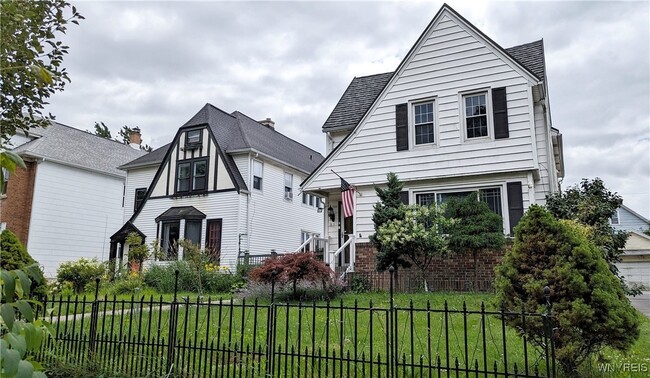 property at 81 Knox Ave