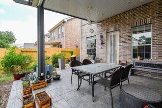 7608 Janak Dr in Houston, TX - Building Photo - Building Photo