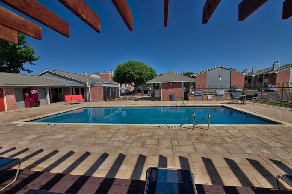 Azur in Waco, TX - Building Photo