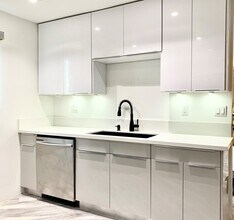 955 N Oxford Ave, Unit 4 in Los Angeles, CA - Building Photo - Building Photo