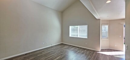 1982 Dogwood Dr in Santa Rosa, CA - Building Photo - Building Photo