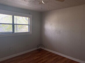 809-811 E Cherry St-Unit -809 in Sherman, TX - Building Photo - Building Photo