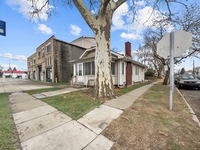 3928 Upton Ave in Toledo, OH - Building Photo - Building Photo