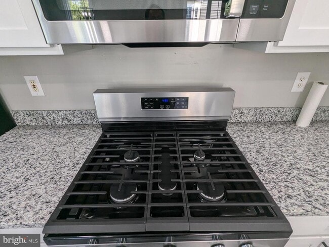17415 Denali Pl