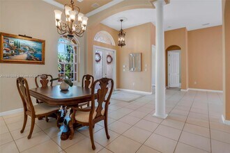 1925 NW 167th Terrace in Pembroke Pines, FL - Building Photo - Building Photo