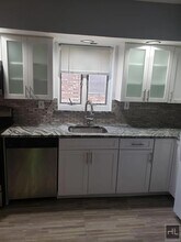 LITTLEFIELD AVENUE in Staten Island, NY - Foto de edificio - Building Photo