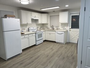 9535 Ashworth Ave N in Seattle, WA - Foto de edificio - Building Photo