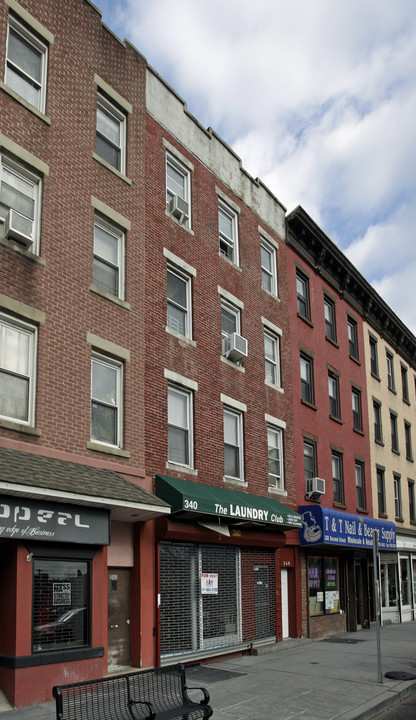 340 2nd St in Jersey City, NJ - Building Photo