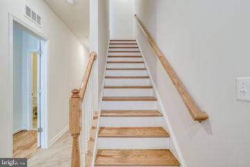 property at 612 Totten Pl NE