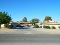 20245 Pawhuska Rd in Apple Valley, CA - Building Photo - Building Photo