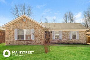 3121 Pine Trace Ct in Louisville, KY - Building Photo