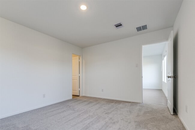 property at 1528 Crowson Rdg