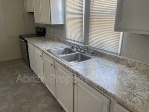 3323 Trendley Ave in East St. Louis, IL - Building Photo - Building Photo