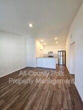 915 Ariana St in Lakeland, FL - Building Photo - Building Photo