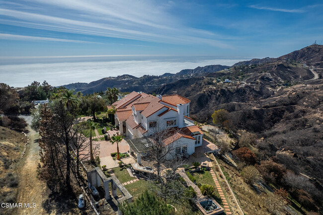 501 Sadie Rd in Topanga, CA - Building Photo - Building Photo