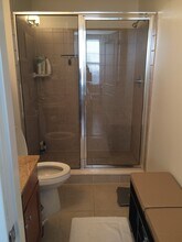 2910 Georgia Ave NW, Unit C04 in Washington, DC - Foto de edificio - Building Photo