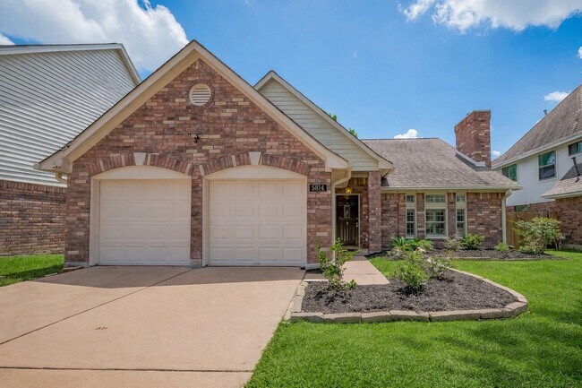 5814 N Magazine Cir in Houston, TX - Building Photo - Building Photo