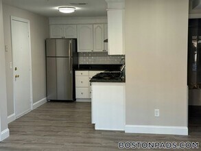 19 Kenmar Dr, Unit 35 in Billerica, MA - Foto de edificio - Building Photo