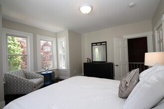 20 Tennyson St, Unit 20 in Somerville, MA - Building Photo - Building Photo