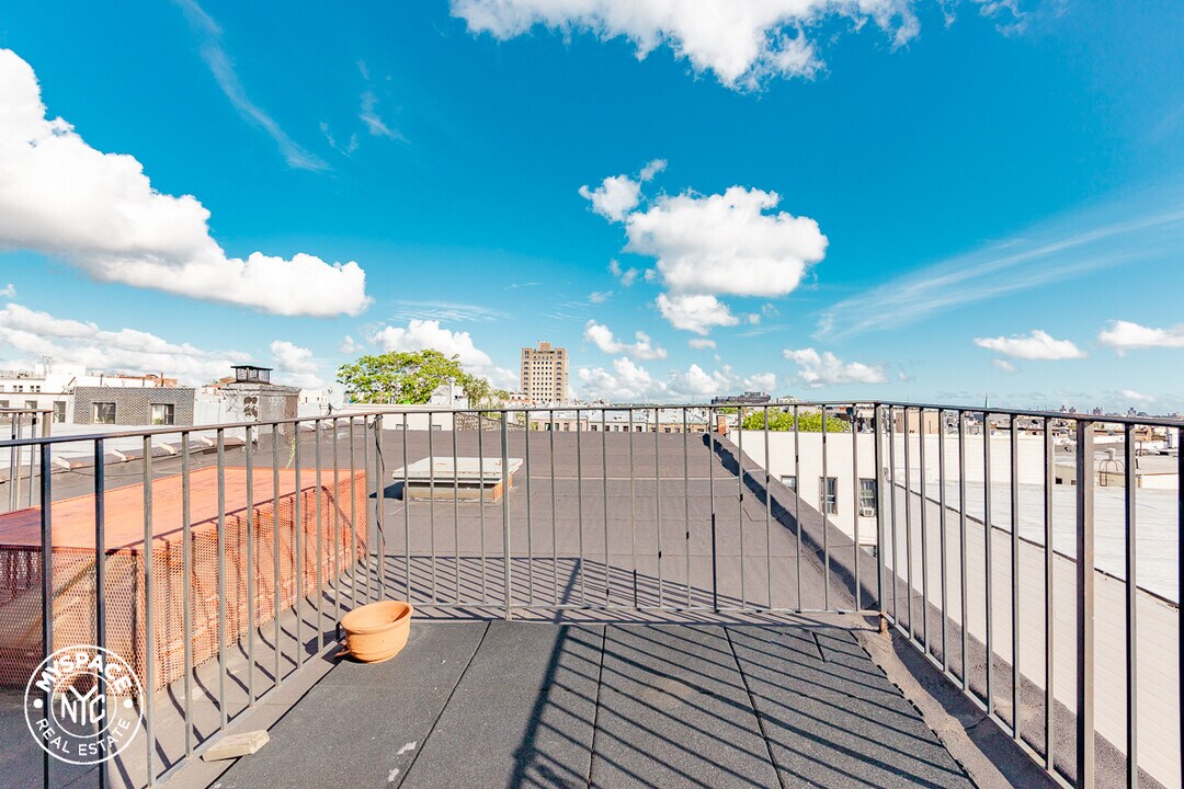 1399 Greene Ave-Unit -3B in Brooklyn, NY - Building Photo
