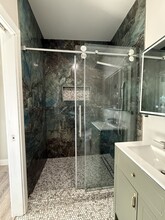 6682 Maury Dr in San Diego, CA - Foto de edificio - Building Photo