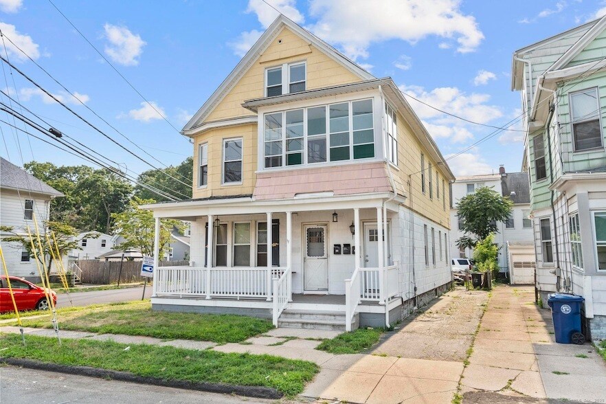 180 Peck Ave in West Haven, CT - Building Photo