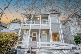 508 20th Ave E in Seattle, WA - Building Photo