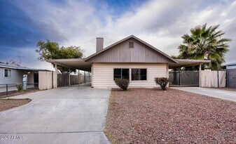 18028 N 2nd St in Phoenix, AZ - Building Photo