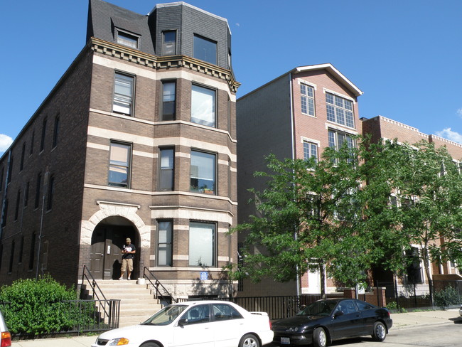 1231 N Greenview Ave in Chicago, IL - Building Photo - Building Photo