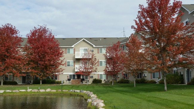 Bridgewater Estates in Alexandria, MN - Building Photo - Building Photo