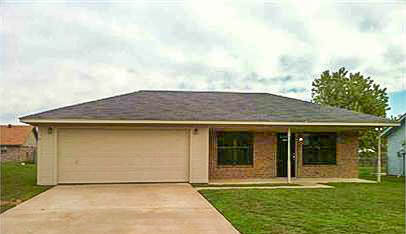 115 Saskatchewan Rd in Roland, OK - Building Photo