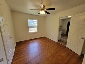 1108 Hickory Ln in Midwest City, OK - Building Photo - Building Photo