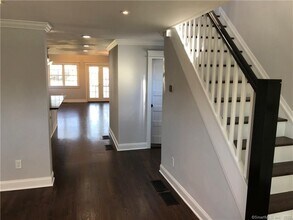 76 East Ave in New Canaan, CT - Building Photo - Building Photo