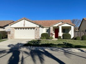 10165 Sorenstam Dr in Sacramento, CA - Building Photo