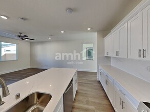 10378 Beaver Tail St in Las Vegas, NV - Building Photo - Building Photo