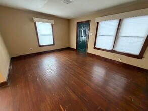 225 Delaware Ave in Danville, IL - Building Photo - Building Photo