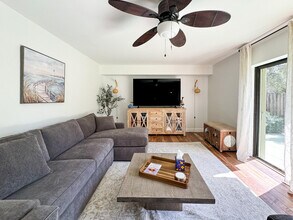 2821 28th Ct in Jupiter, FL - Building Photo - Building Photo