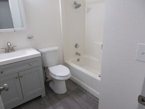 1205 W Upjohn Ave in Ridgecrest, CA - Building Photo - Building Photo