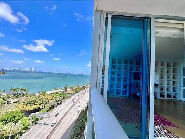 property at 601 NE 36th St