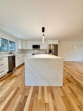 816 Utterback Store Rd in Great Falls, VA - Building Photo - Building Photo