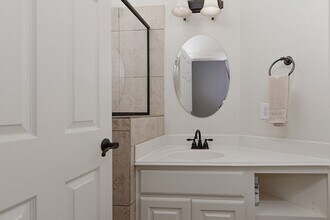 79 History Row in The Woodlands, TX - Building Photo - Building Photo