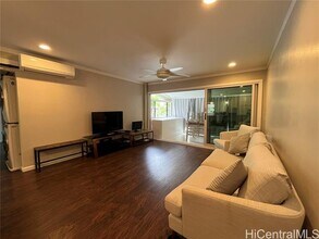 6218 Kawaihae Pl in Honolulu, HI - Building Photo - Building Photo