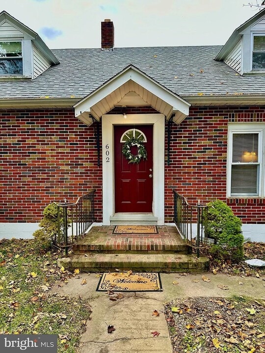 602 E Maple St in Lebanon, PA - Building Photo